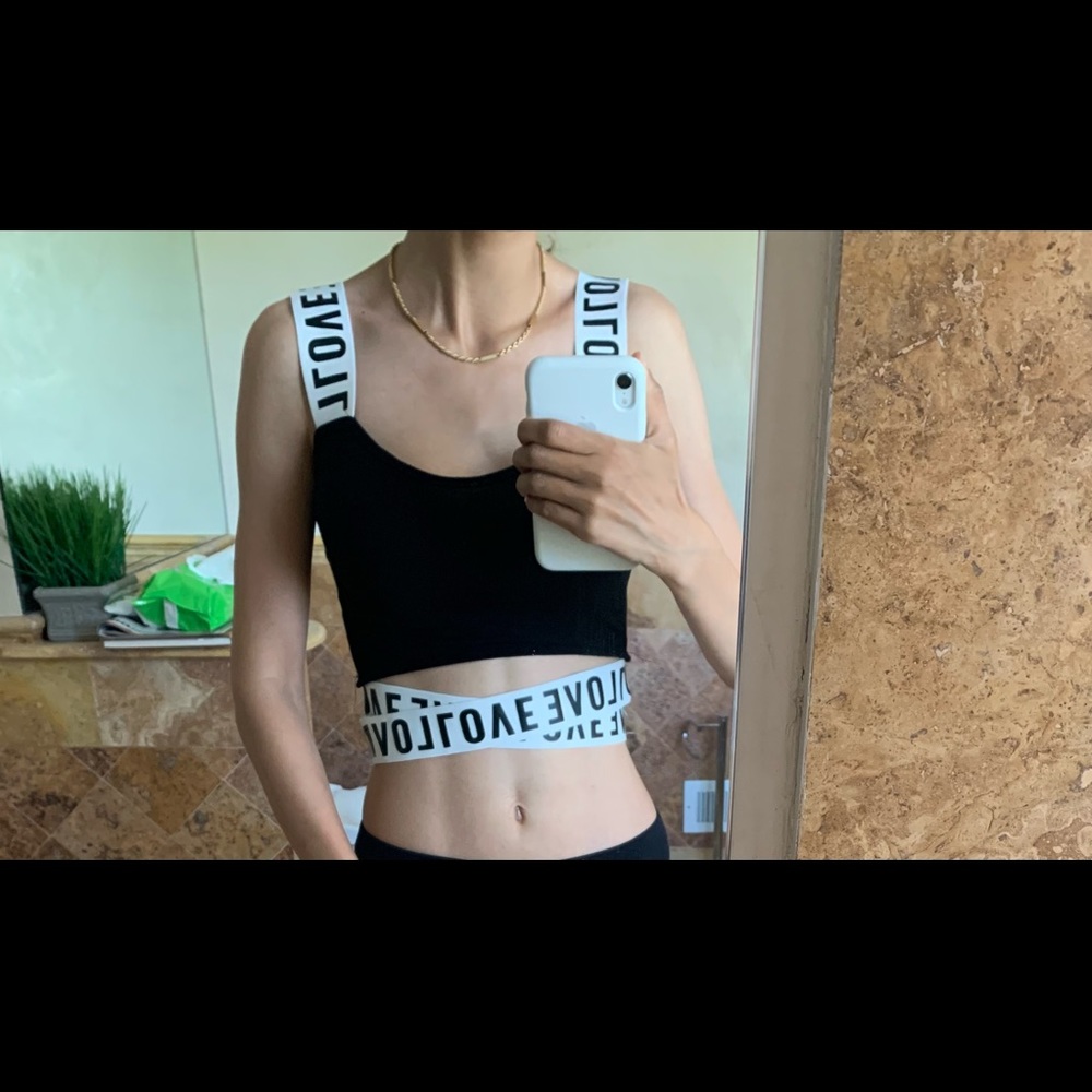 crop top